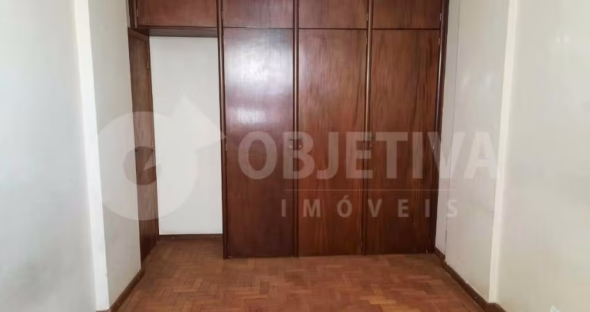 Apartamento à venda, 3 quartos, 1 suíte, CENTRO - UBERLANDIA/MG