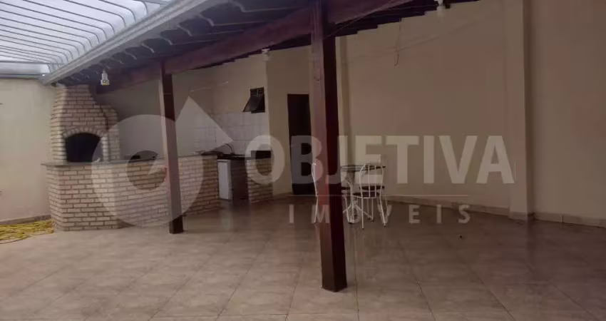Ótima casa no bairro Jardim Patrícia em Uberlândia