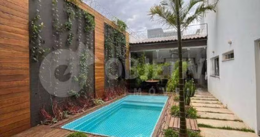 Belíssima casa estilo sobrado no Bairro Portal do Vale em Uberlândia