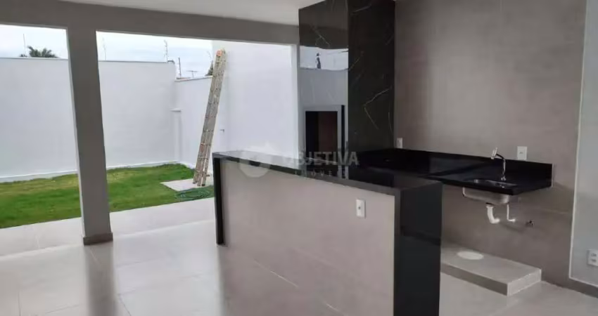 Linda casa nova no bairro cidade jardim disponível para venda