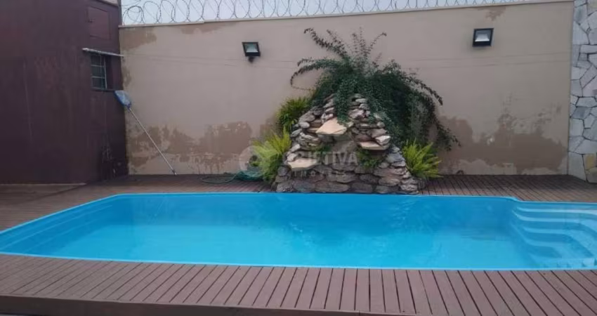 Casa à venda, 3 quartos, 1 suíte, 2 vagas, DANIEL FONSECA - UBERLANDIA/MG