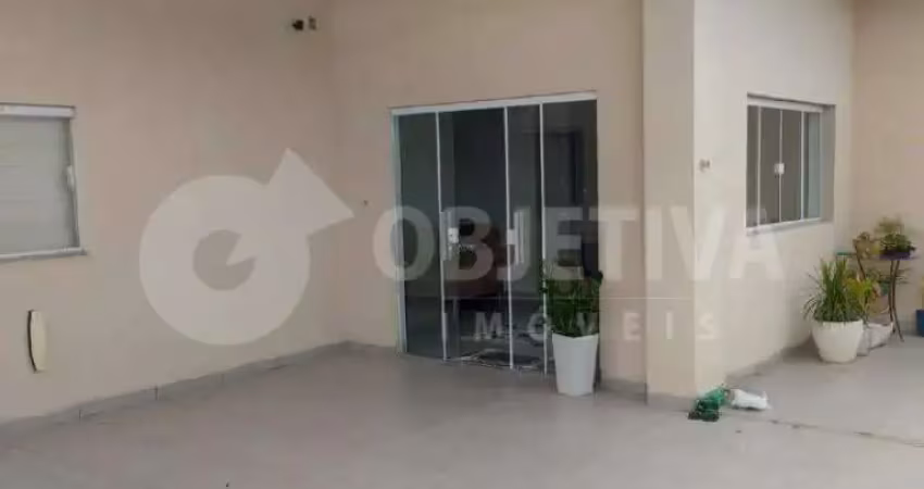 Ótima casa disponível para Venda no Bairro Granada