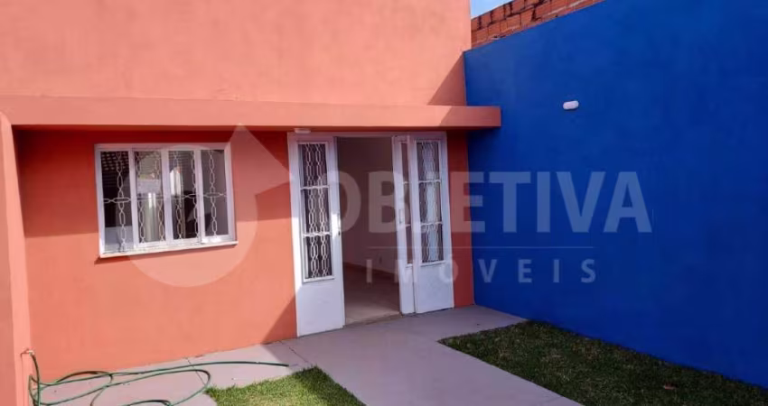 Casa à venda, 2 quartos, 1 suíte, 1 vaga, LARANJEIRAS - UBERLANDIA/MG