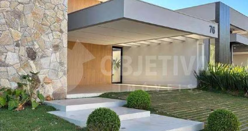 Apresentando uma residência de alto padrão no prestigiado condomínio Alphaville 1 em Uberlândia