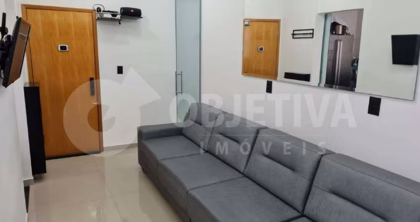 Apartamento à venda, 2 quartos, 1 suíte, 1 vaga, MARTINS - UBERLANDIA/MG