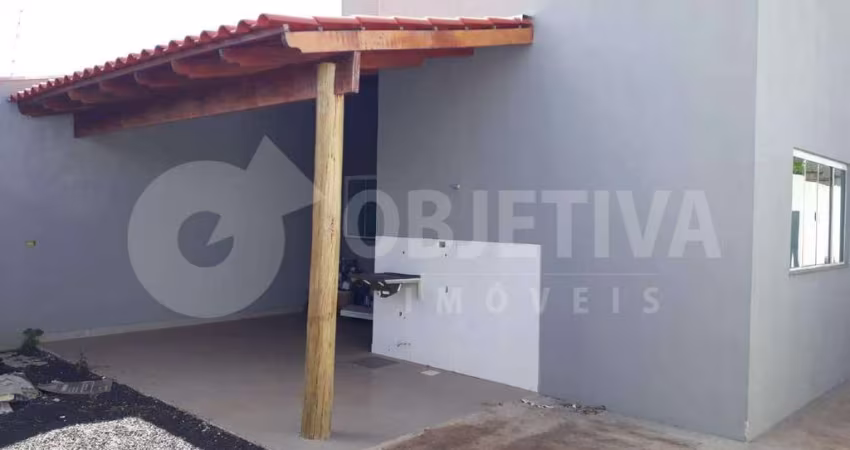 Casa à venda, 3 quartos, 1 suíte, 2 vagas, JARDIM BRASILIA - UBERLANDIA/MG