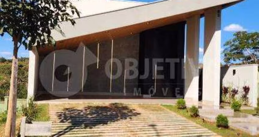 Casa em Condomínio à venda, 3 quartos, 3 suítes, 3 vagas, Terras Alpha - UBERLANDIA/MG