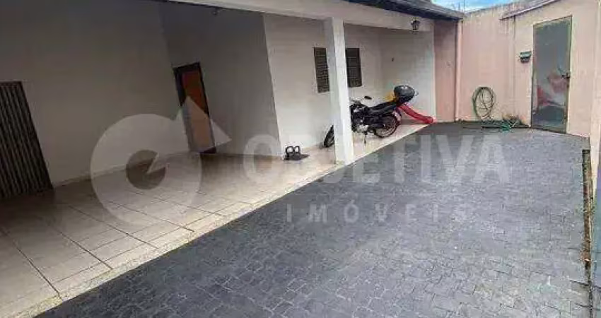 Casa à venda, 3 quartos, 1 suíte, 2 vagas, TIBERY - UBERLANDIA/MG