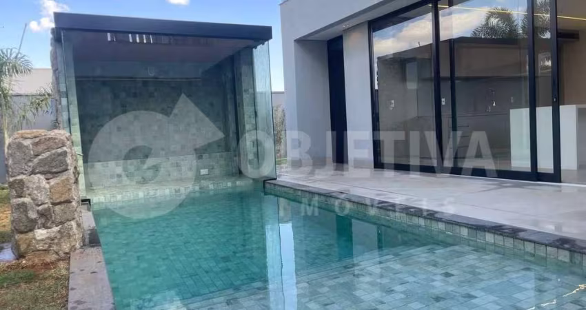 Casa em Condomínio à venda, 4 quartos, 4 suítes, 4 vagas, Alphaville 1 - UBERLANDIA/MG