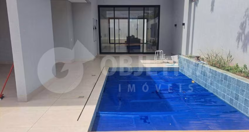 Casa à venda, 3 quartos, 1 suíte, 2 vagas, SANTA MONICA - UBERLANDIA/MG