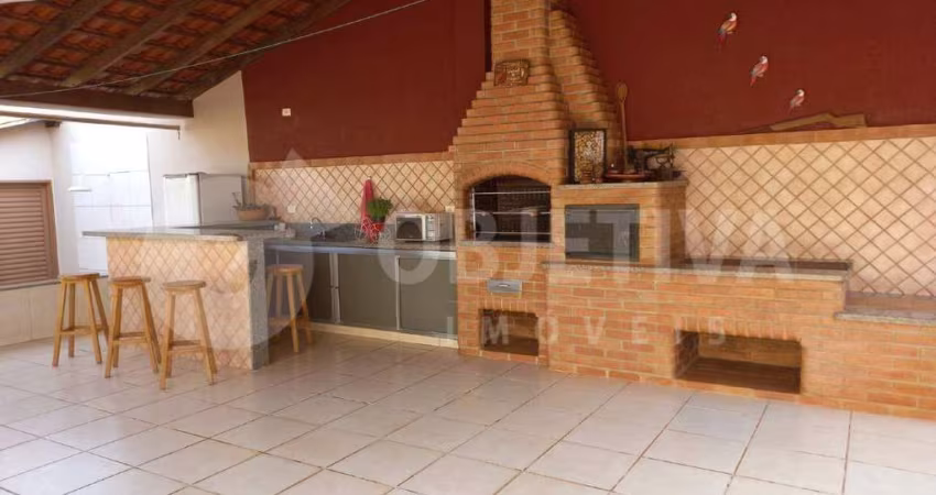 Casa à venda, 4 quartos, 1 suíte, 2 vagas, TIBERY - UBERLANDIA/MG