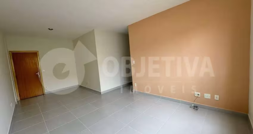 Apartamento à venda, 3 quartos, 1 suíte, 1 vaga, santa monica - uberlandia/mg