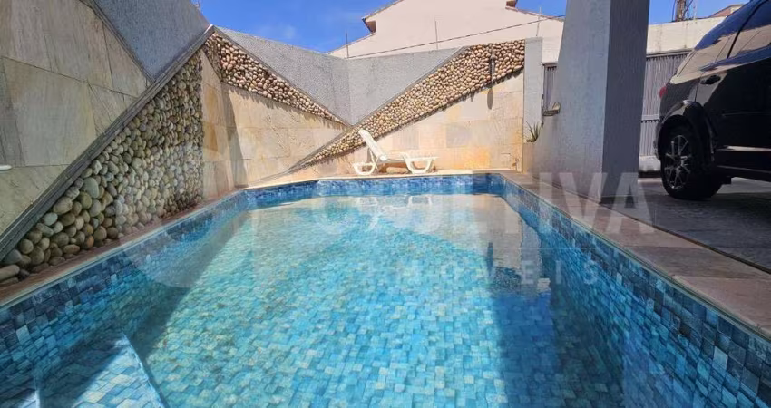 Casa para aluguel, 3 quartos, 3 suítes, 3 vagas, LIDICE - UBERLANDIA/MG