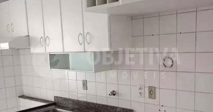 Apartamento à venda, 3 quartos, 1 suíte, 1 vaga, BRASIL - UBERLANDIA/MG