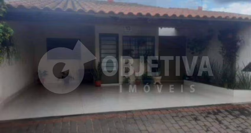 Casa em Condomínio à venda, 3 quartos, 1 suíte, 2 vagas, TAIAMAN - UBERLANDIA/MG