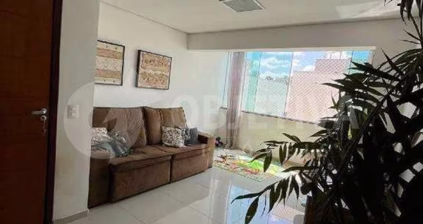 Apartamento à venda, 3 quartos, 1 suíte, 1 vaga, TABAJARAS - UBERLANDIA/MG
