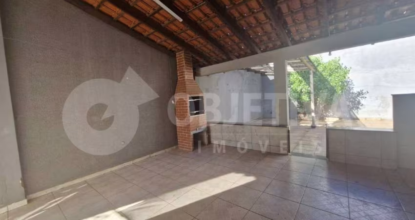 Casa à venda, 3 quartos, 1 suíte, 4 vagas, SANTA MONICA - UBERLANDIA/MG