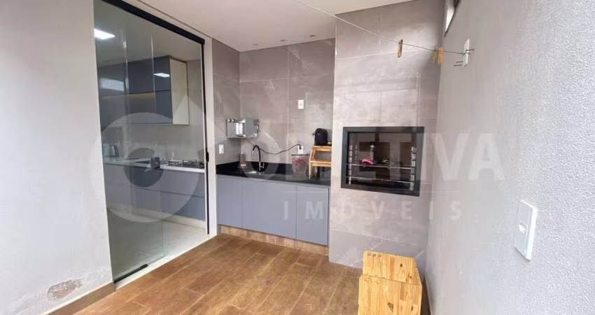 Casa em Condomínio à venda, 3 quartos, 1 suíte, 2 vagas, CONDOMÍNIO TERRA NOVA 3 - UBERLANDIA/MG