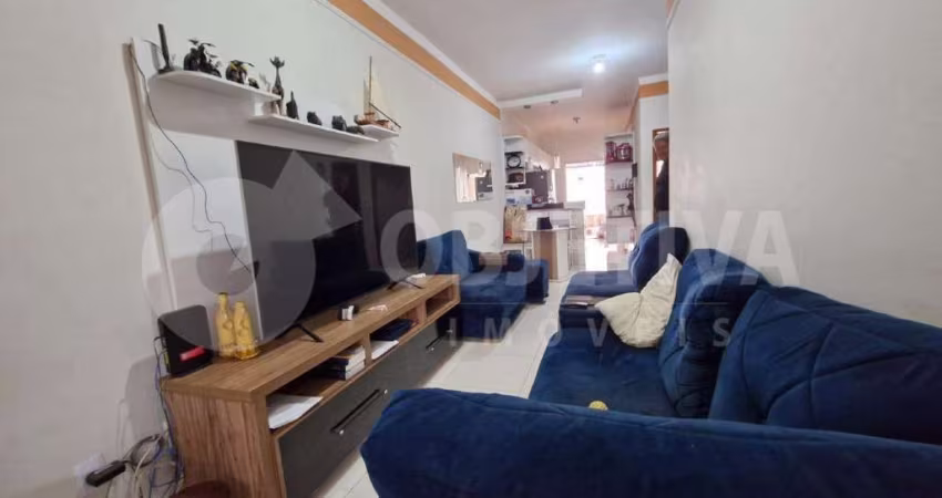 Casa à venda, 2 quartos, 1 suíte, 2 vagas, JARDIM EUROPA - UBERLANDIA/MG