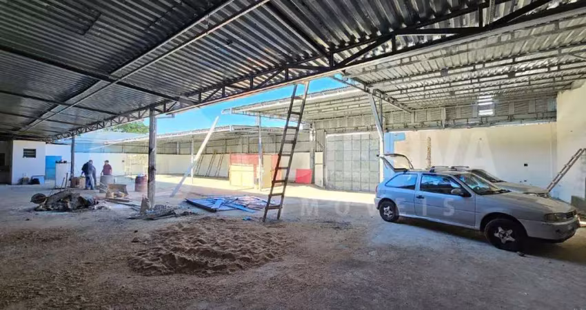Ótimo galpão disponível – de esquina – bairro brasil – uberlândia/mg
