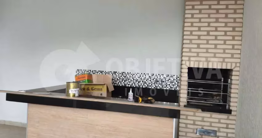 Casa em condomínio à venda, 3 quartos, 2 suítes, 2 vagas, jardim holanda - uberlandia/mg