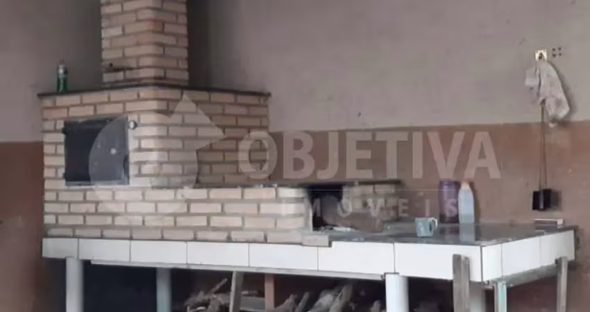 Chácara à venda, 3 quartos, 7 vagas, morada nova - uberlandia/mg