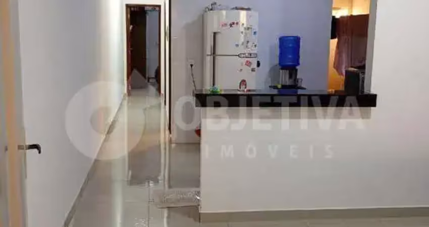 Casa à venda, 2 quartos, 1 suíte, 1 vaga, jardim brasilia - uberlandia/mg