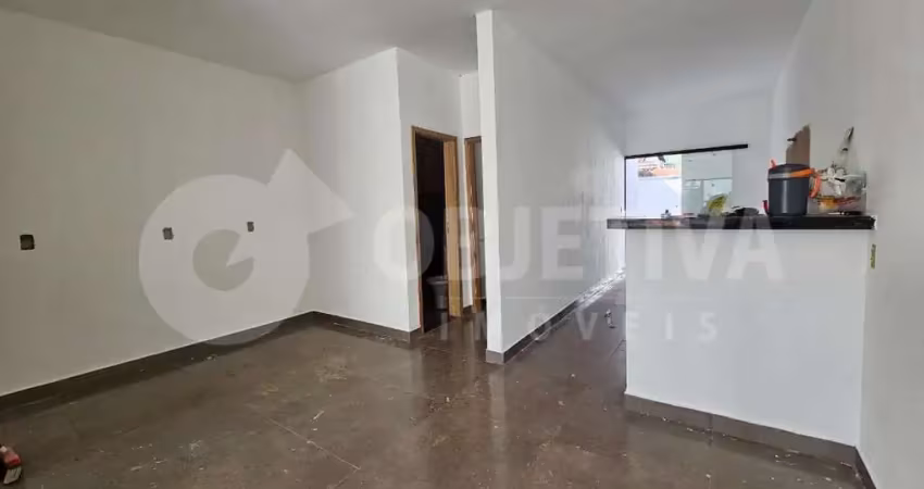 Casa para aluguel, 2 quartos, 1 suíte, 2 vagas, maravilha - uberlandia/mg