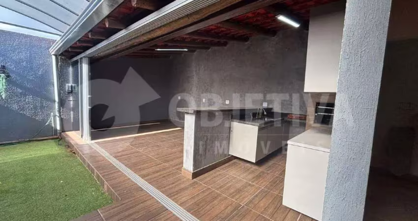 Casa à venda, 3 quartos, 2 suítes, 2 vagas, marta helena - uberlandia/mg