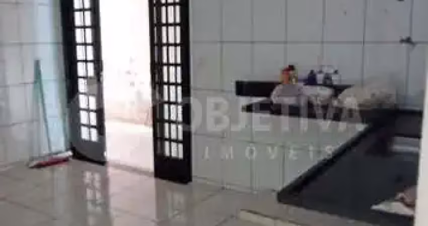 Casa à venda, 3 quartos, 1 suíte, 4 vagas, pacaembu - uberlandia/mg