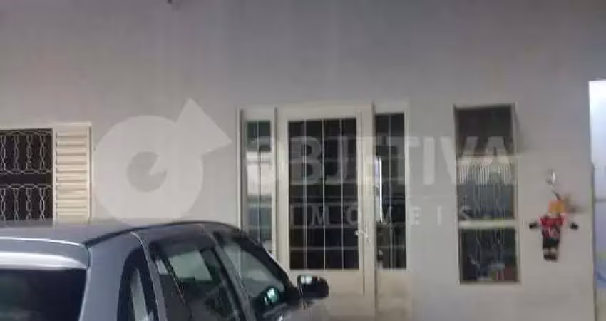 Casa à venda, 3 quartos, 4 vagas, residencial gramado - uberlandia/mg