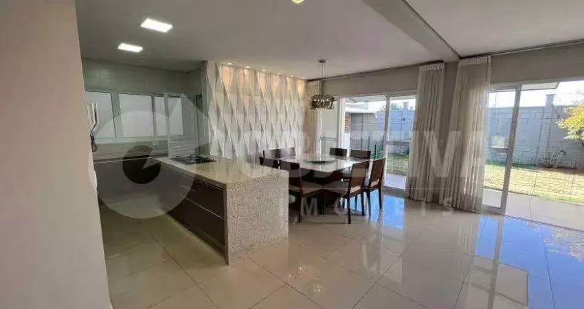 Casa em condomínio para aluguel, 4 quartos, 4 suítes, 3 vagas, village paradiso 2 - uberlandia/mg