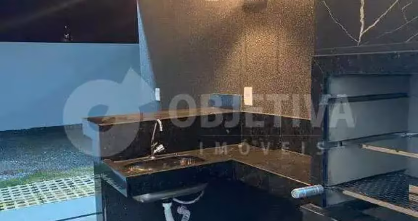 Casa à venda, 2 quartos, 1 suíte, 2 vagas, shopping park - uberlandia/mg