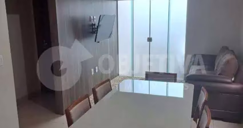Casa à venda, 2 quartos, 1 suíte, 2 vagas, jardim holanda - uberlandia/mg