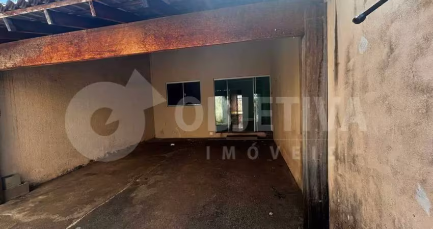 Casa à venda, 2 quartos, 2 vagas, luizote de freitas - uberlandia/mg