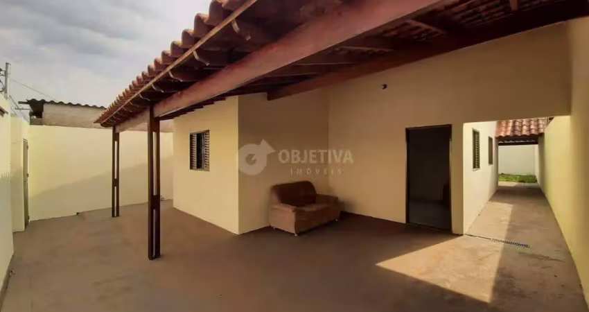 Casa com 3 quartos à venda em São Jorge, Uberlândia 