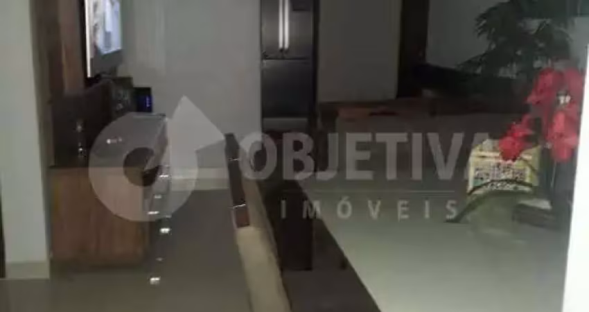 Apartamento à venda, 2 quartos, nossa senhora aparecida - uberlandia/mg