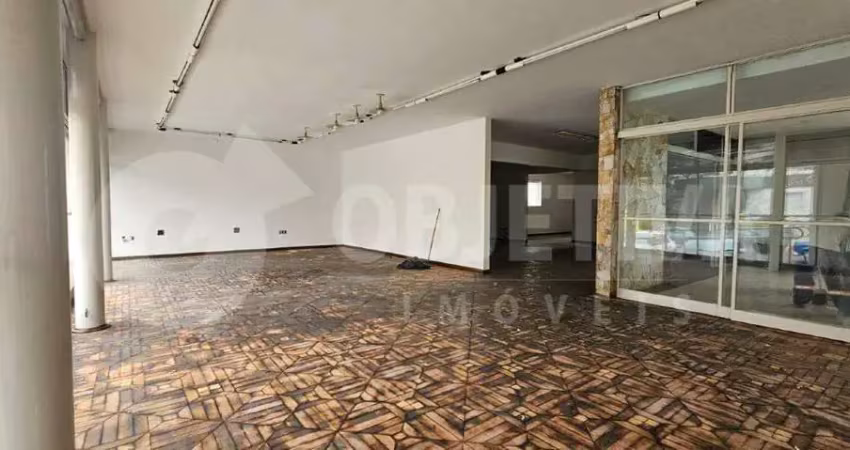 Casa para aluguel, 5 quartos, 1 suíte, 15 vagas, centro - uberlandia/mg