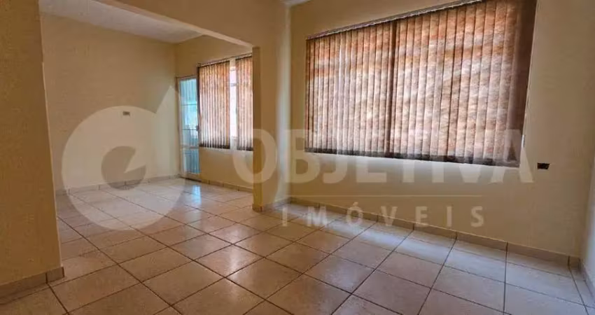 Casa para aluguel, 4 quartos, 1 suíte, 1 vaga, osvaldo rezende - uberlandia/mg