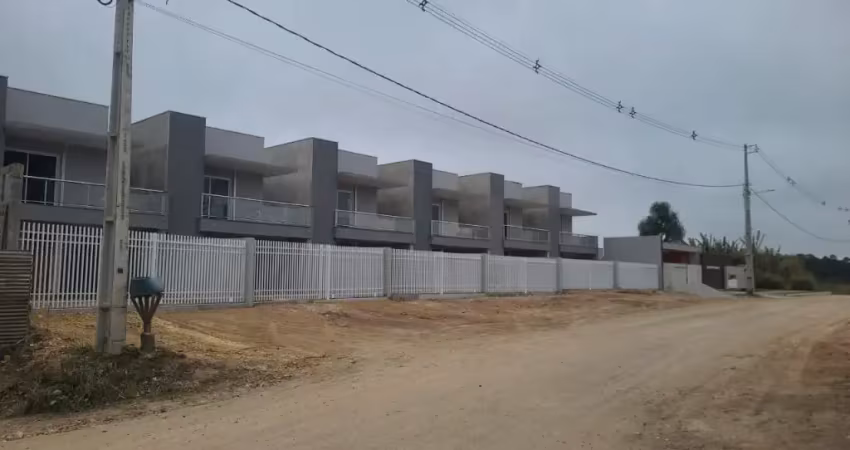 Sobrado de frente novo com 3 quartos sendo 1 suíte - colombo - pr
