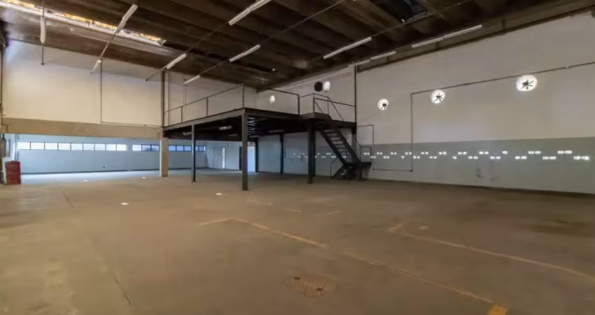 Barracão / Galpão / Depósito com 1 sala para alugar na Vila Ceres, Barueri 