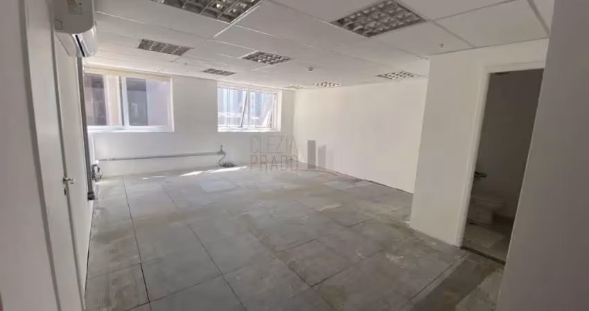Ponto comercial com 3 salas para alugar no Brooklin, São Paulo 