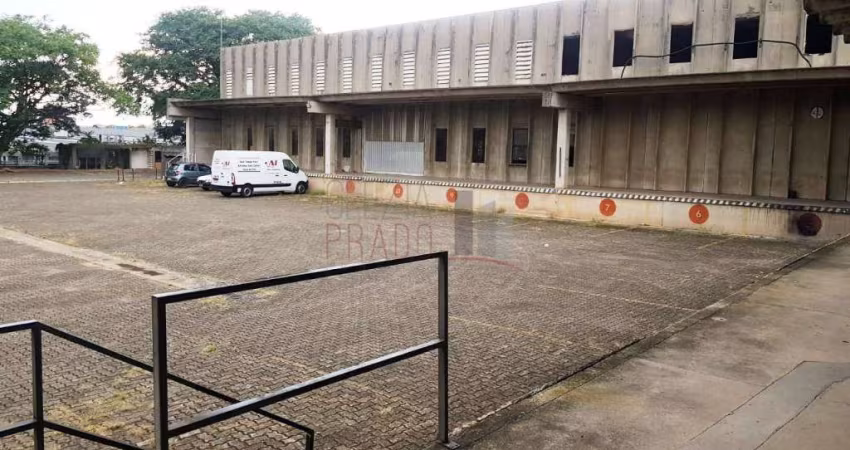 Barracão / Galpão / Depósito com 10 salas para alugar no Tamboré, Barueri 