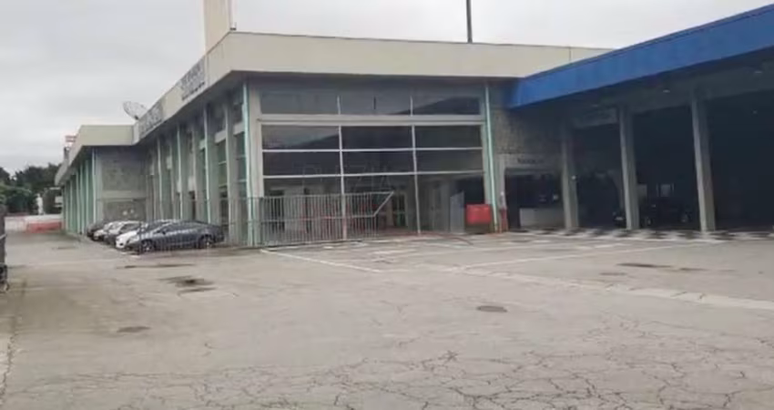 Barracão / Galpão / Depósito com 10 salas para alugar no Centro, Taboão da Serra 