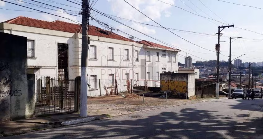 Prédio com 20 salas para alugar na Vila Ema, São Paulo 