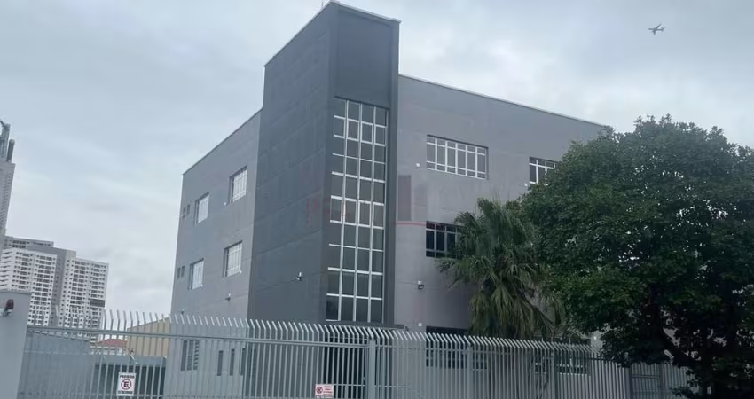 Prédio com 3 salas para alugar na Vila Anastácio, São Paulo 
