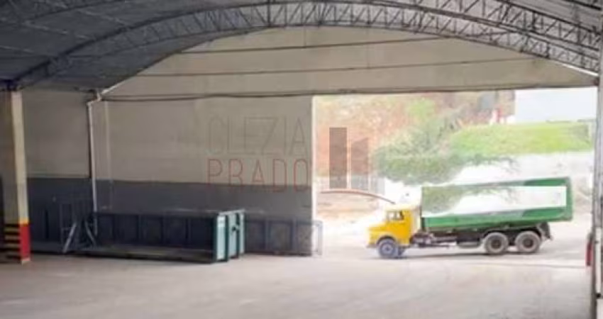 Barracão / Galpão / Depósito com 5 salas para alugar no Industrial Anhangüera, Osasco 