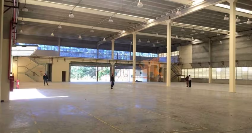 Barracão / Galpão / Depósito com 3 salas para alugar em Anhangüera, São Paulo 