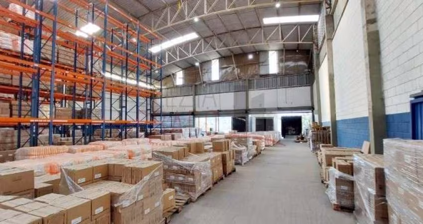 Barracão / Galpão / Depósito com 10 salas para alugar no Centro, Embu das Artes 