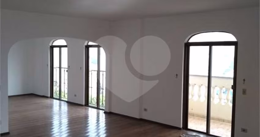 Apartamento com 3 quartos à venda ou para locação em Morro Dos Ingleses - SP